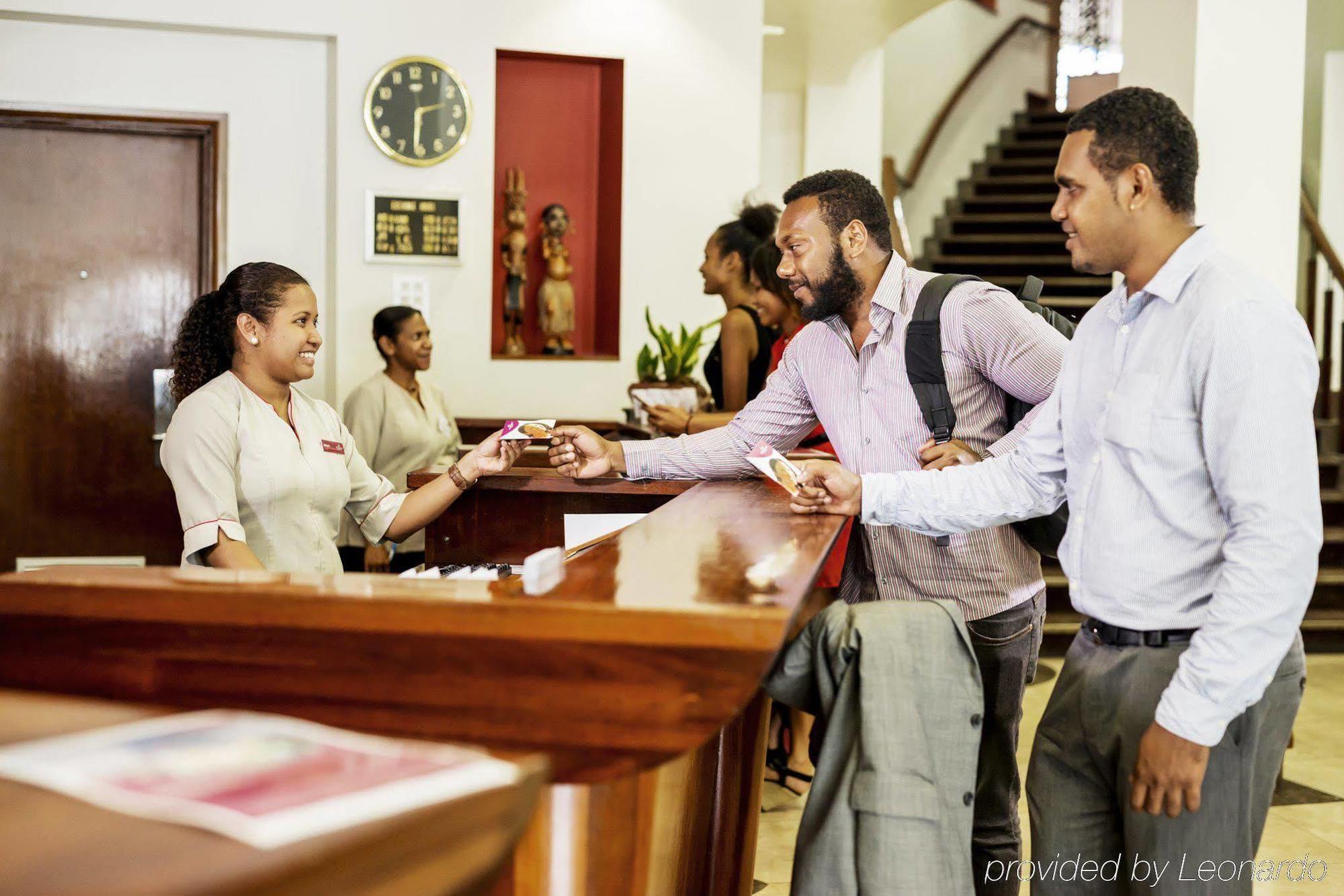 Crown Hotel Port Moresby Dış mekan fotoğraf